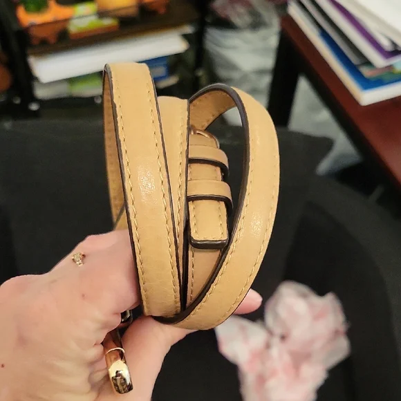 Tan Leather Coach Handbag Or Crossbody - Picture 7 of 7